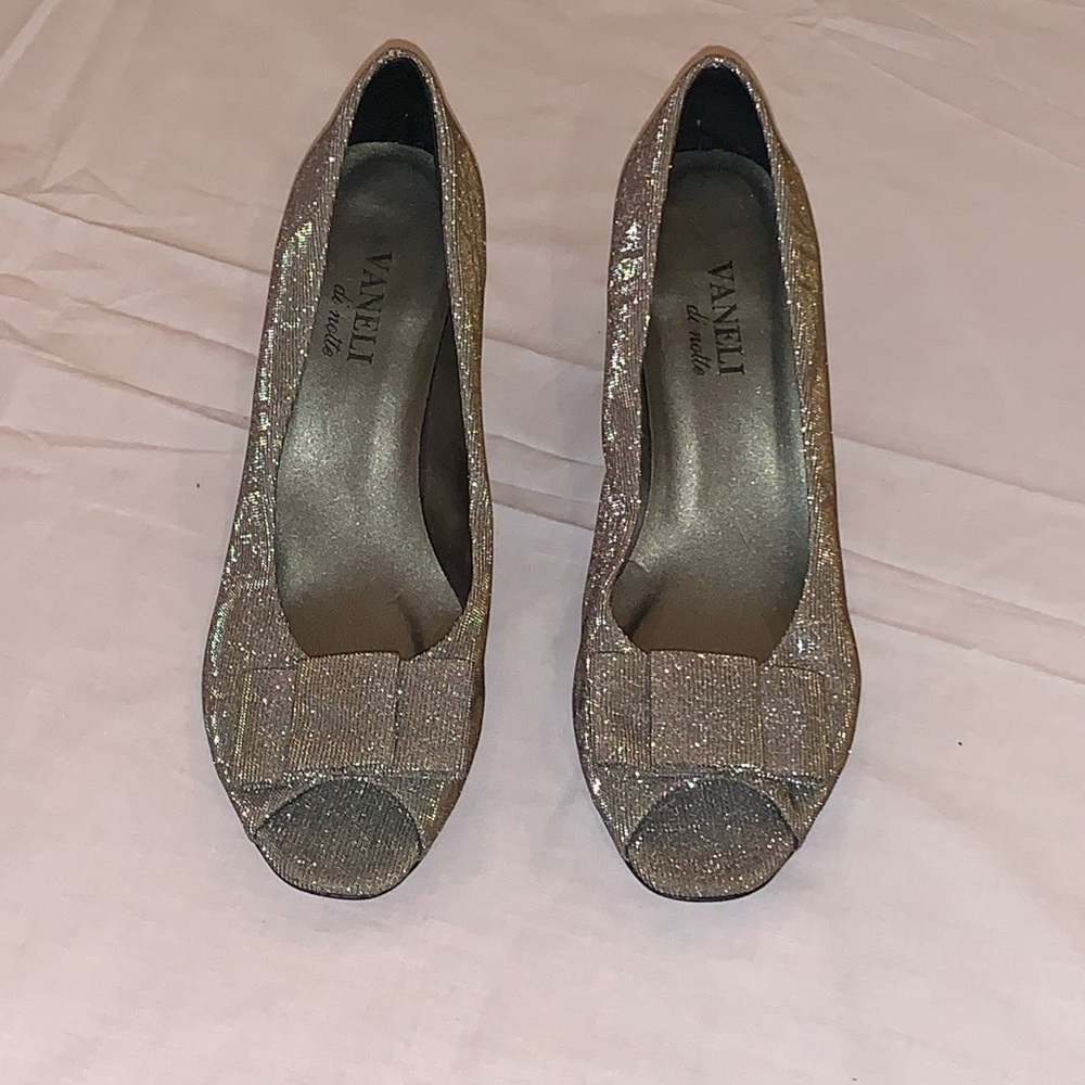 Vaneli di notte: silver/gold metallic stiletto